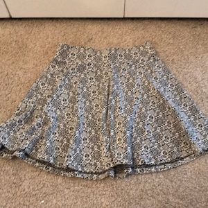 Patterned skirt